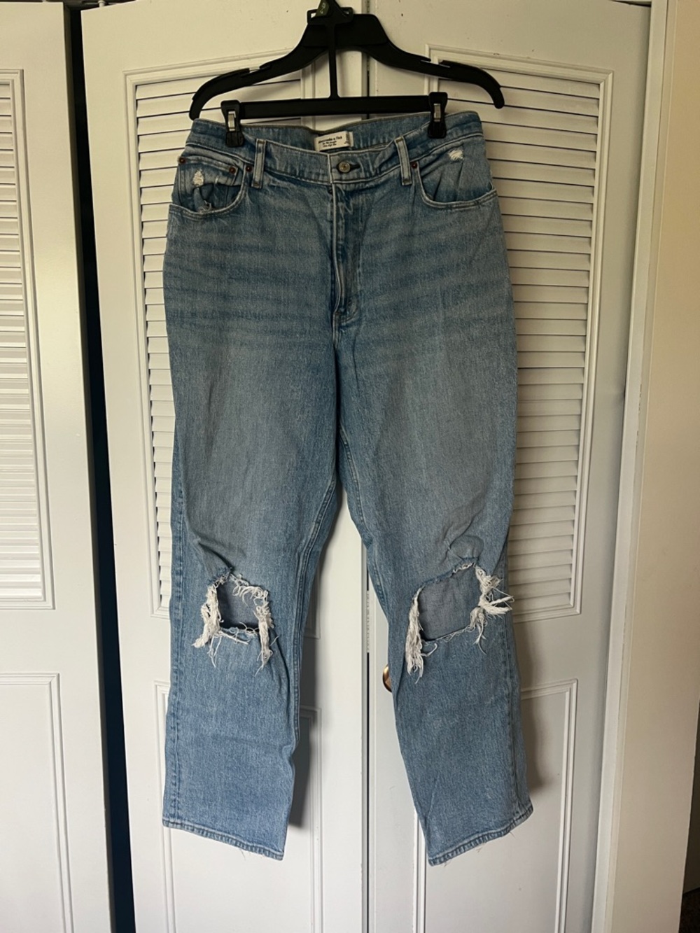 Abercrombie 90s Straight Ultra High Rise Jeans